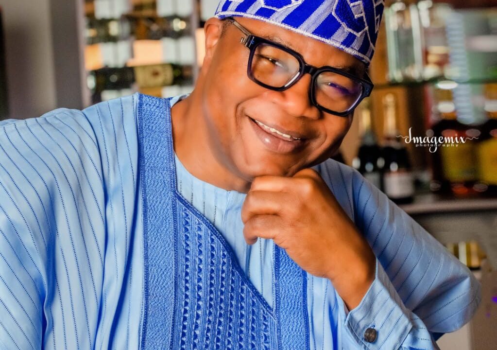 Senator Alli felicitates APC chieftain, Adeyoju at 65